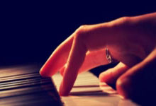 [NBA]康利三分不中 戈贝尔原地暴起重扣.